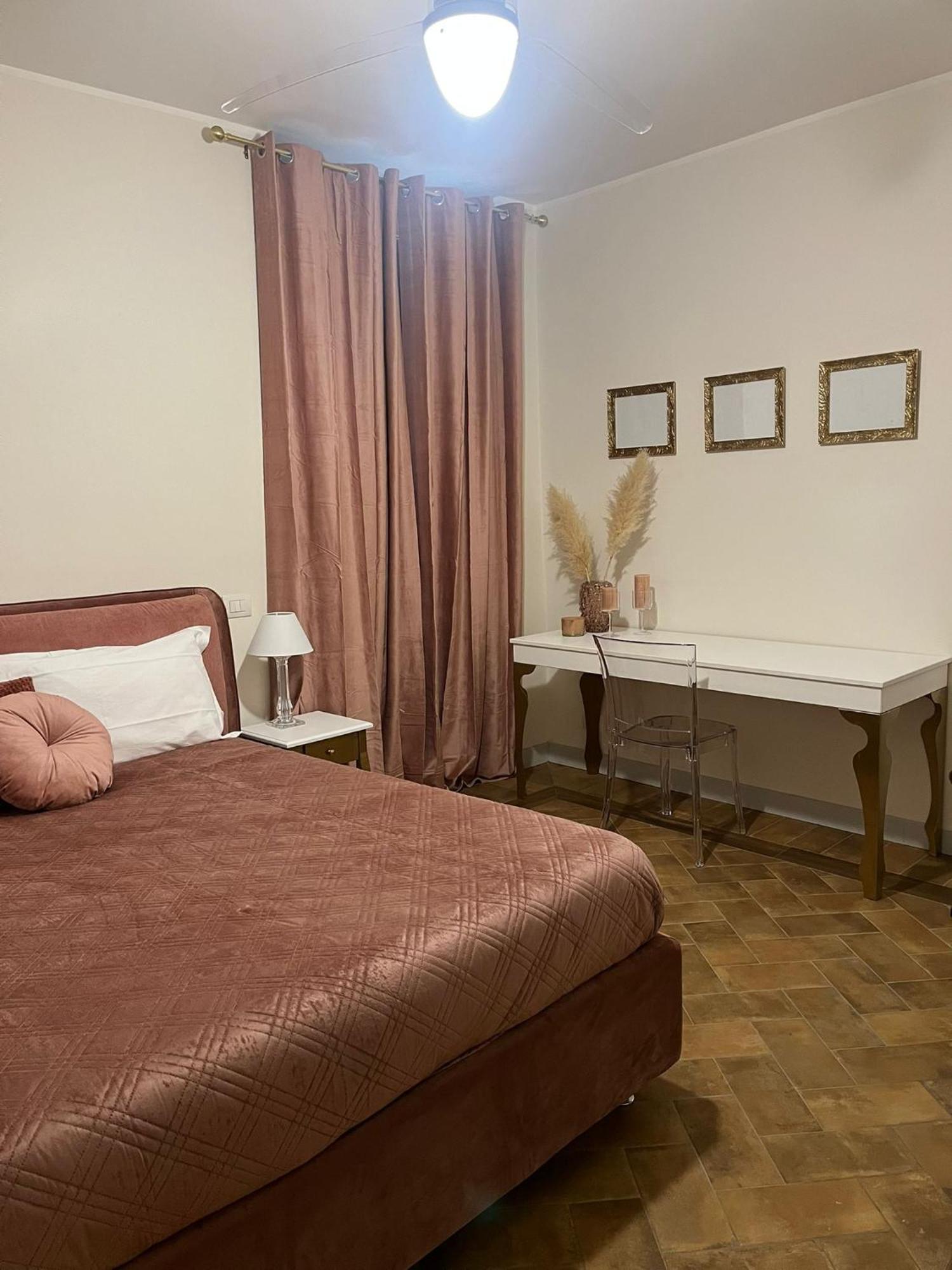Deluxe Spanish Steps Rom